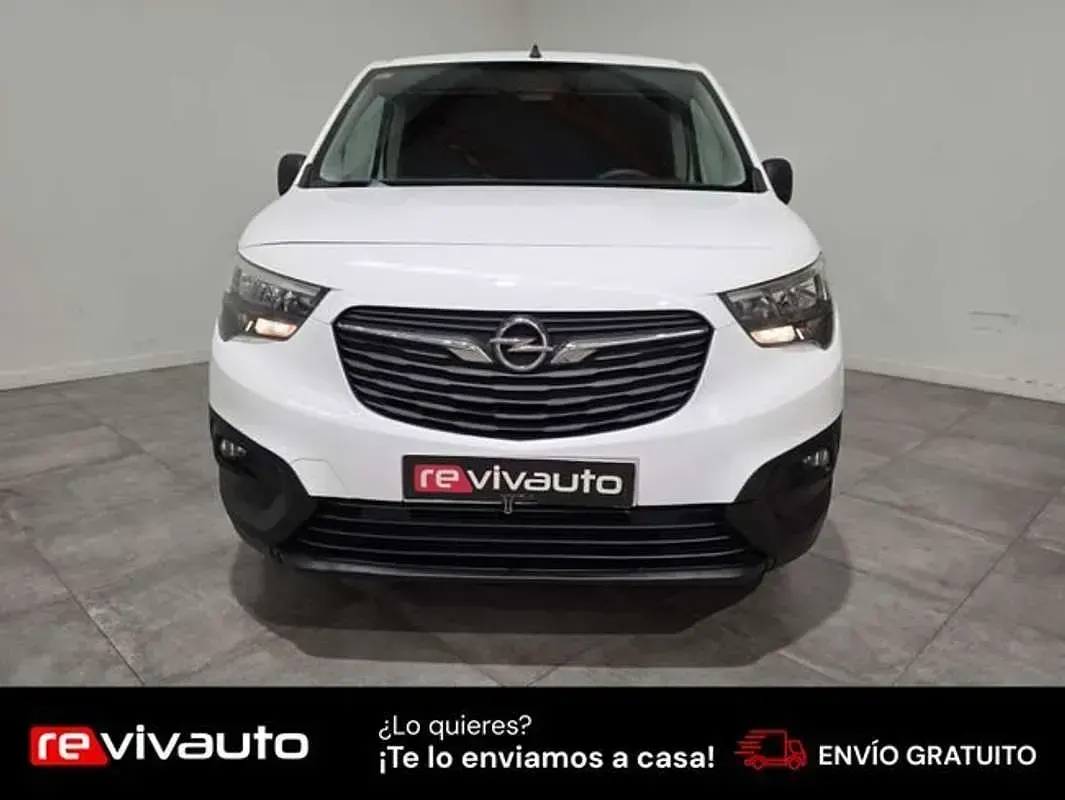 Usado Opel Combo 101 CV (74 kW) 2021 Blanco Monovolumen
