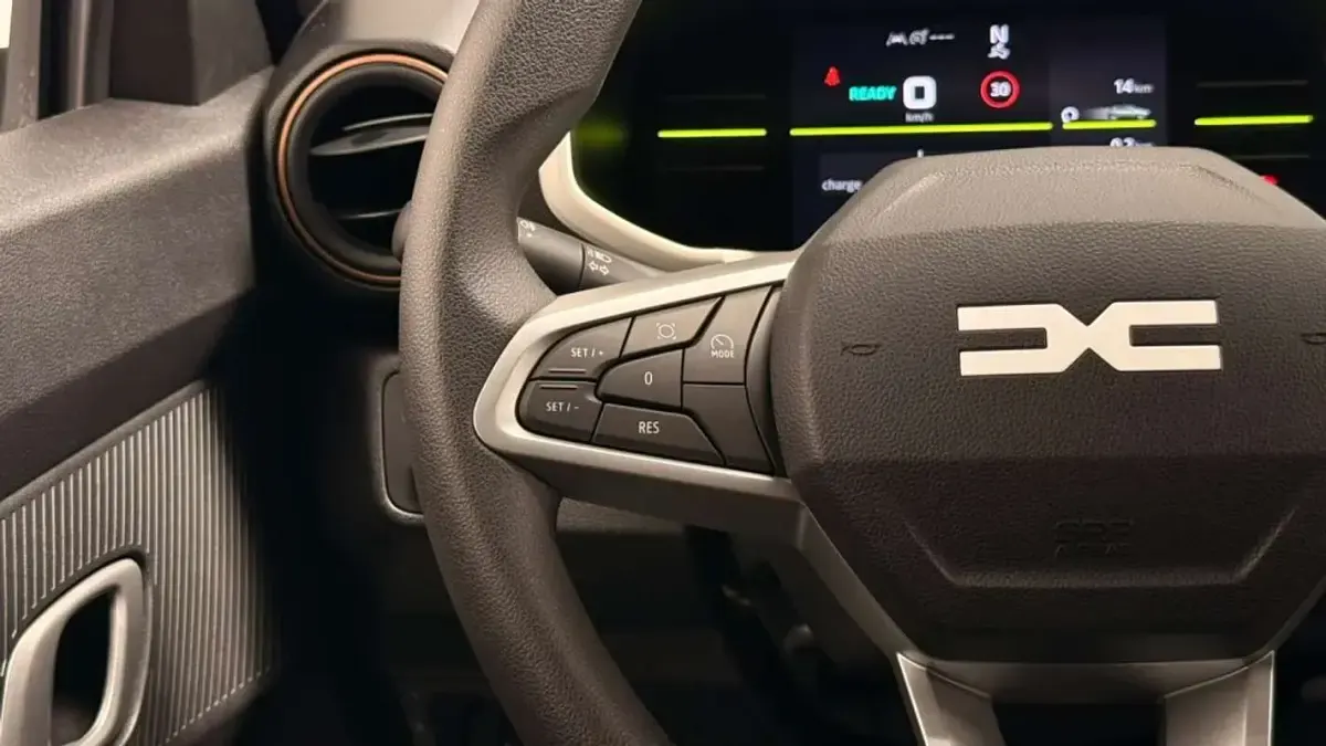 Nuevo Dacia Spring Extreme 75 kW (102 CV) 2026 Verde Utilitario