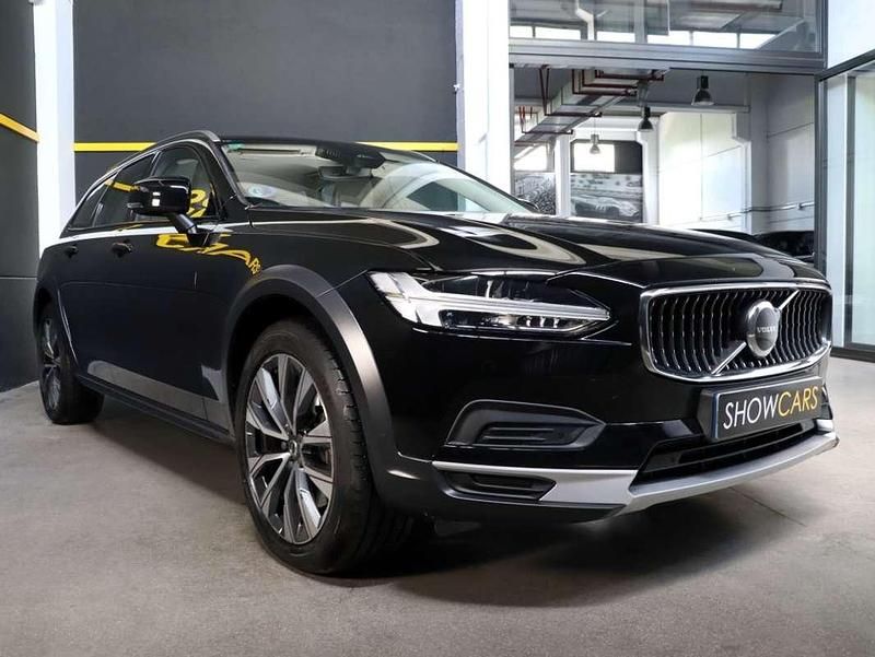 Usado Volvo V90 CC Pro 197 CV (144 kW) 2022 Negro Familiar