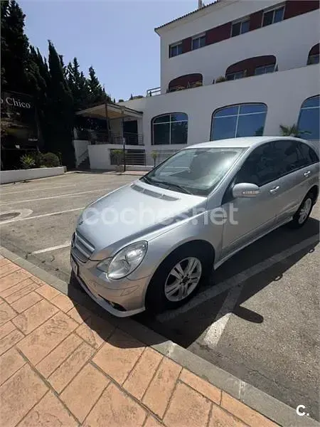 Usado Mercedes R280 190 CV (139 kW) 2007 Gris / plata Familiar