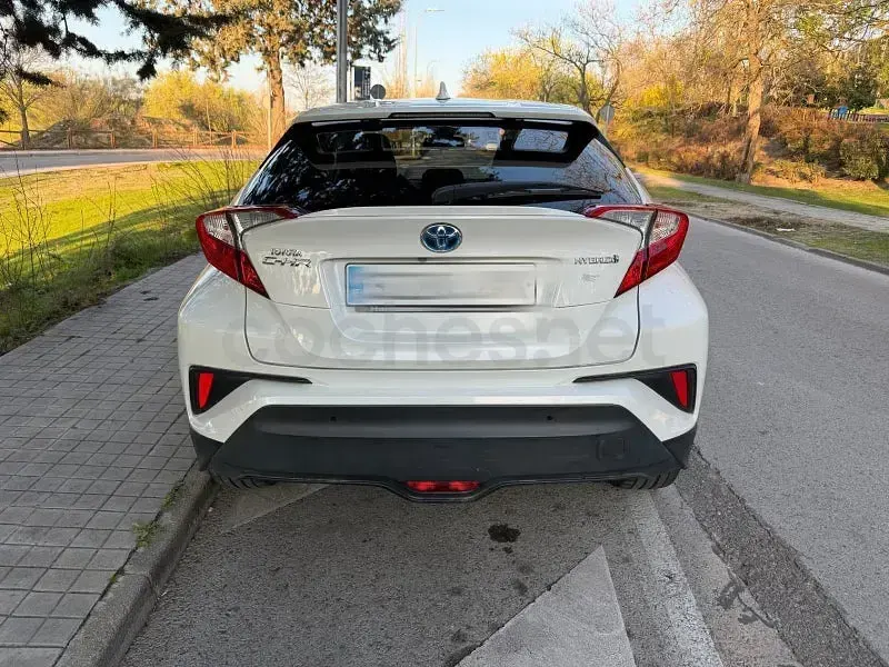 Usado Toyota C-HR Advance 122 CV (89 kW) 2017 Blanco SUV