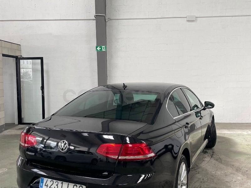 Begagnad VW Passat Advance 150 HK (110 kW) 2019 Svart Sedan