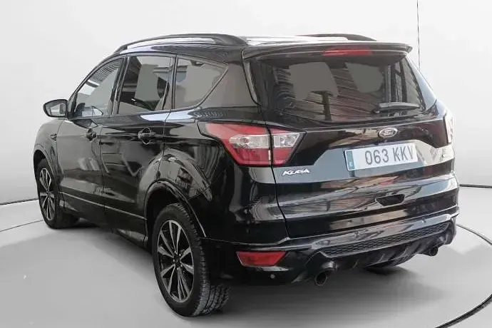 Usado Ford Kuga ST-Line 150 CV (110 kW) 2018 SUV