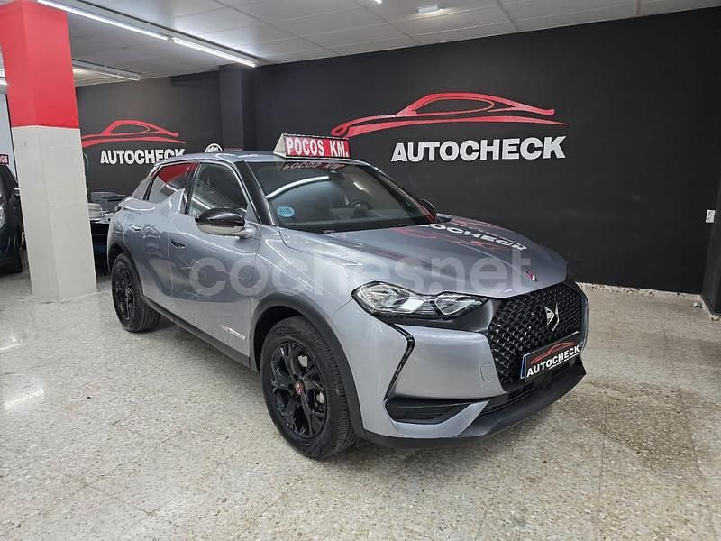 Gris / plata Usado 2022 DS Automobiles DS3 Crossback Performance SUV | 21.990 € (Un poco caro) - Imagen 1/4