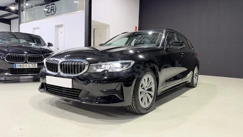 Usado BMW 320e Comfort Edition 190 CV (139 kW) 2020 Negro Familiar