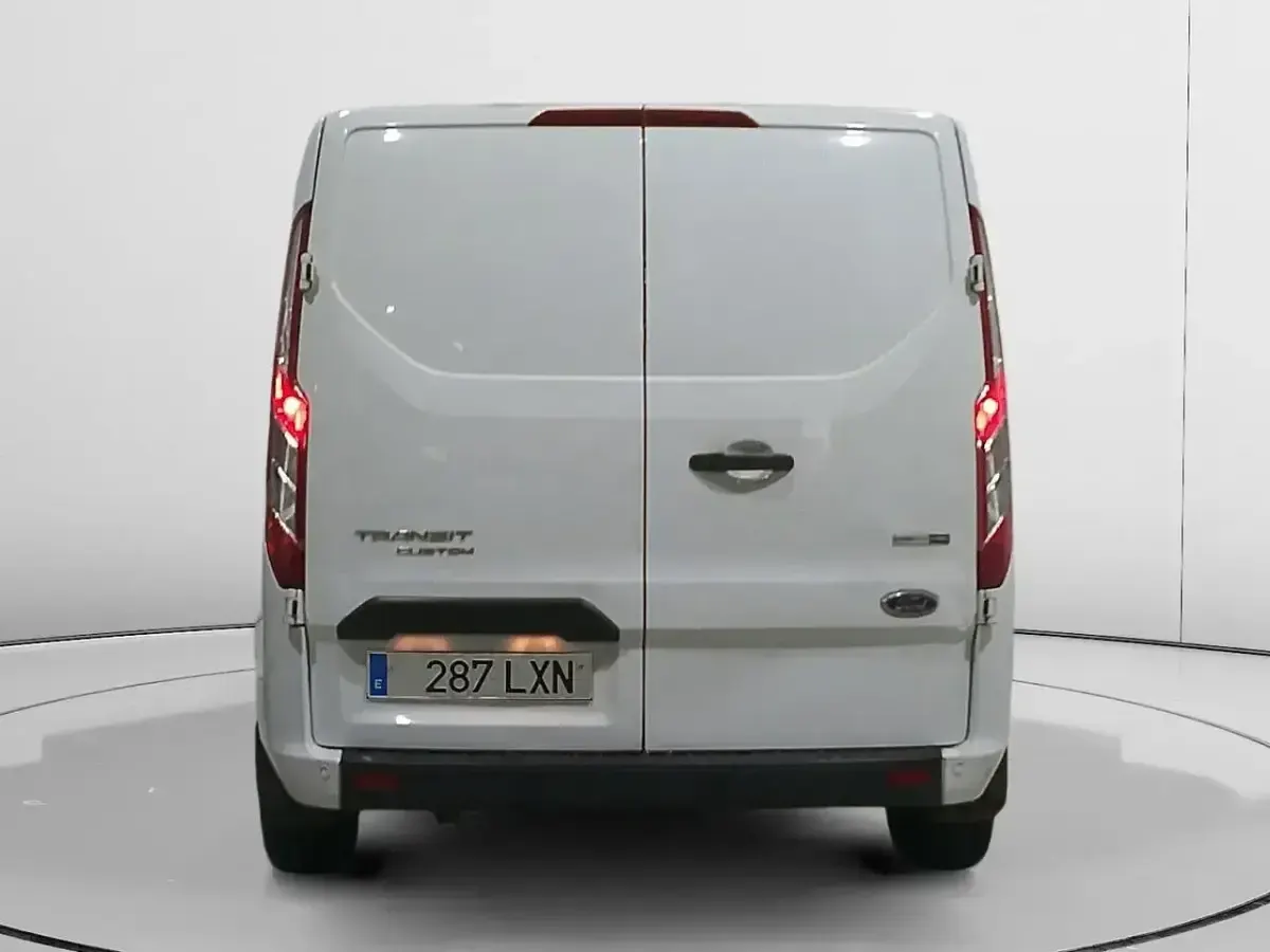 Usado Ford Transit Custom Trend 130 CV (95 kW) 2022 Blanco Van