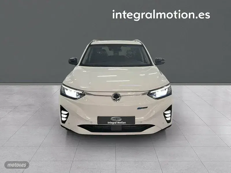 Nuevo KGM Korando 139 kW (190 CV) 2025 Blanco SUV