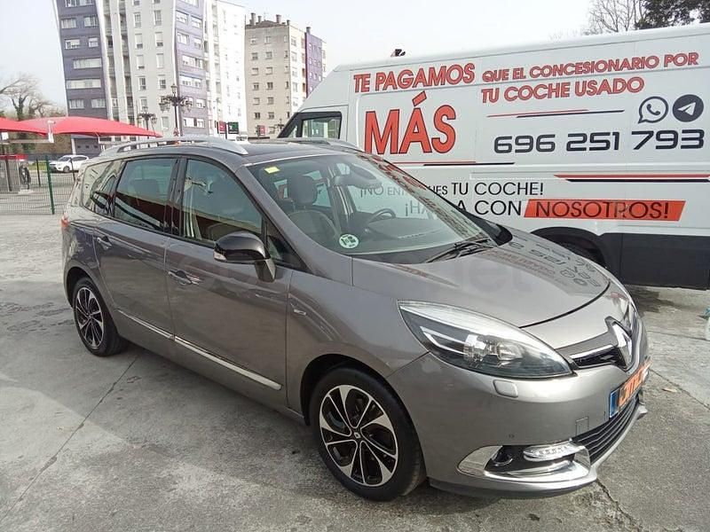 Usado Renault Grand Scénic III Bose Edition 130 CV (95 kW) 2015 Gris / plata Monovolumen
