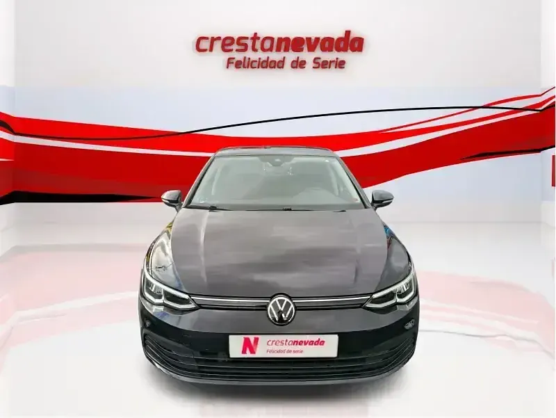 Usado VW Golf VIII Life 110 CV (80 kW) 2021 Negro Utilitario