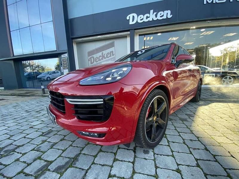 Usado Porsche Cayenne GTS 441 CV (324 kW) 2017 Rojo SUV