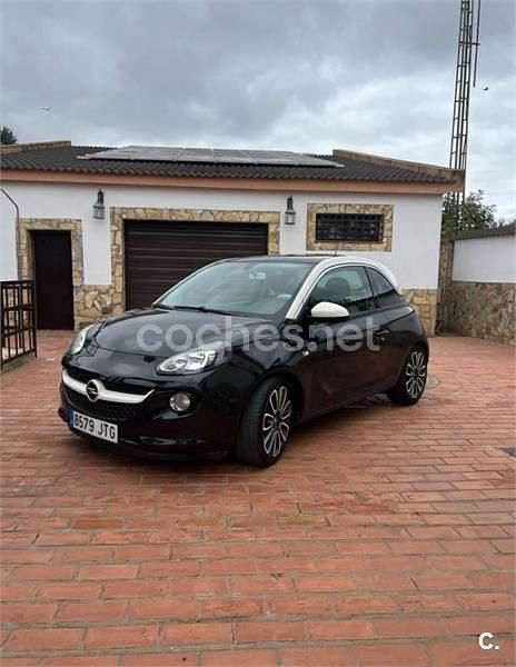 Usado Opel Adam Rocks 87 CV (63 kW) 2016 Negro Utilitario