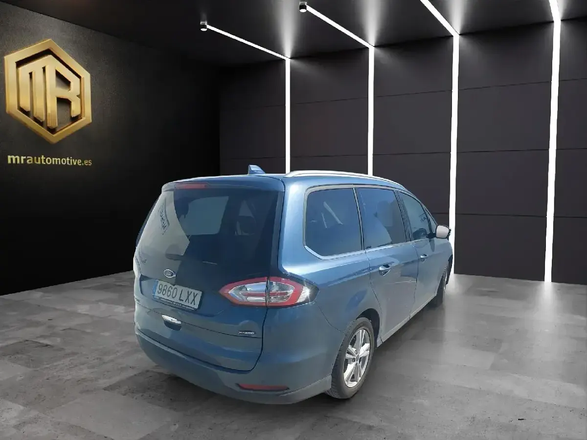 Usado Ford Galaxy Titanium 190 CV (139 kW) 2022 Azul metalizado Monovolumen