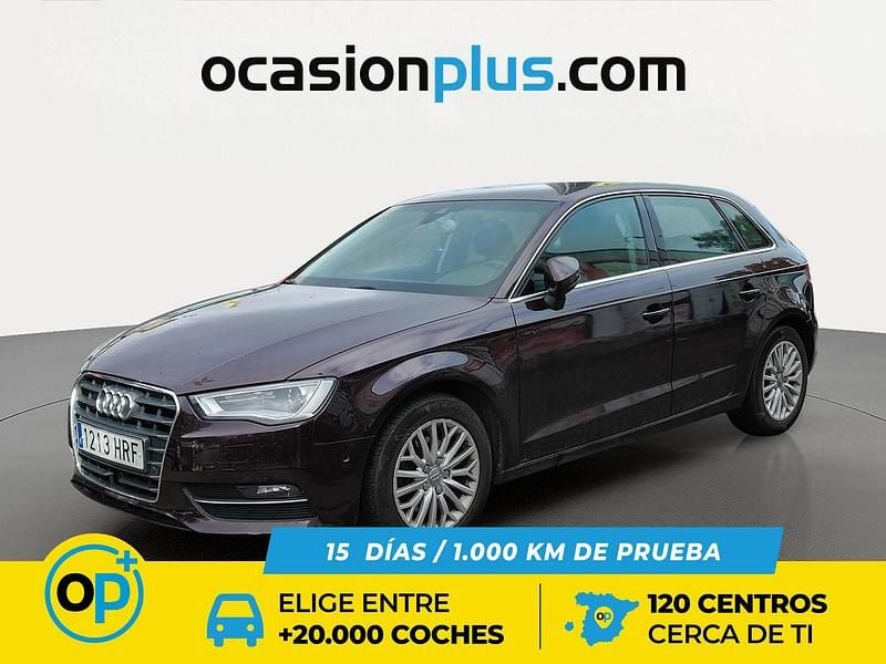 Usado Audi A3 Ambiente 150 CV (110 kW) 2013 Rojo