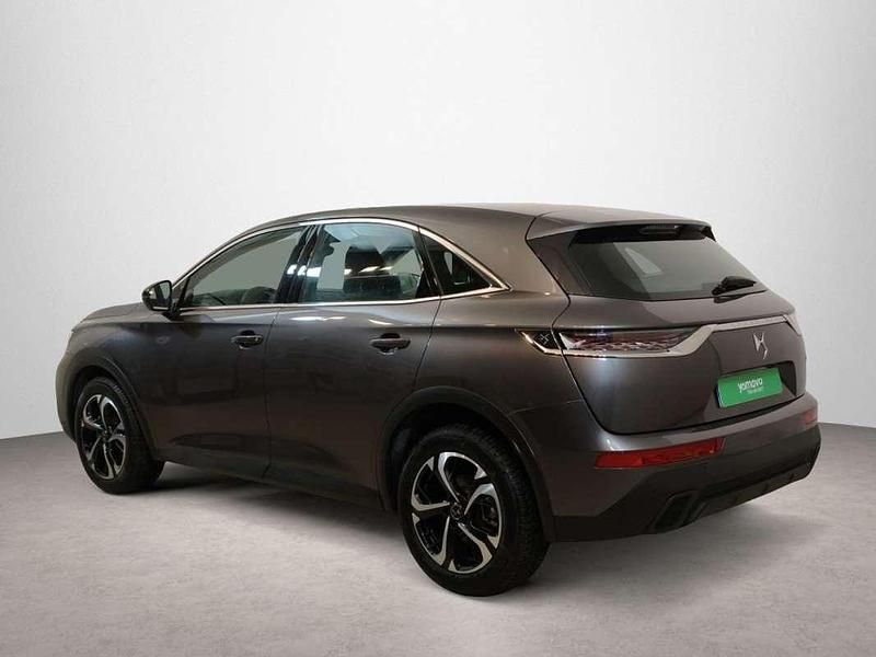Usado DS Automobiles DS7 Crossback So Chic 130 CV (95 kW) 2021 Gris / plata SUV