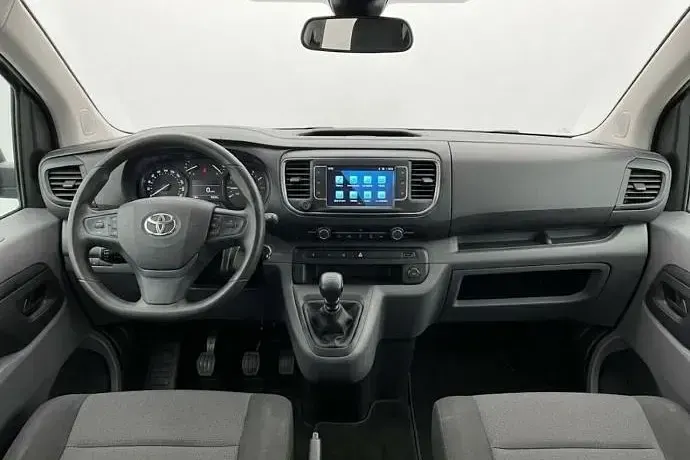 Usado Toyota Proace Plus 102 CV (75 kW) 2023 Blanco Monovolumen