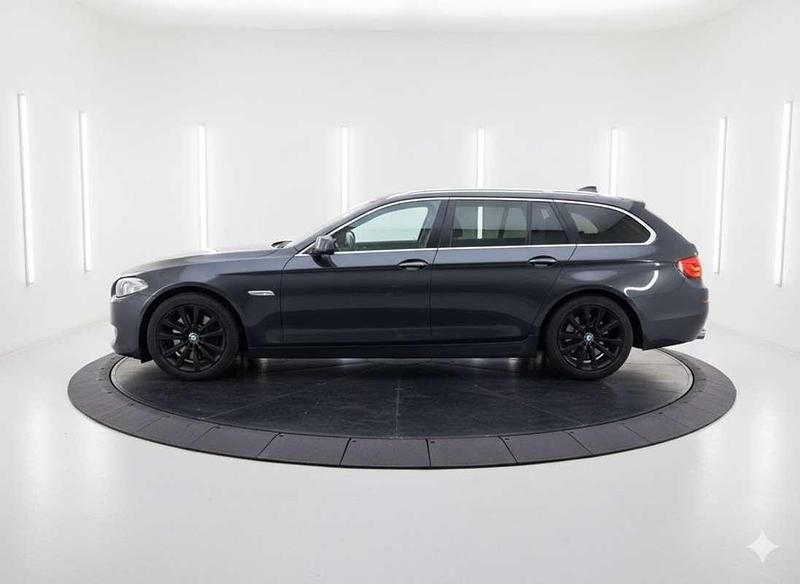 Usado BMW 525 218 CV (160 kW) 2012 Negro Familiar