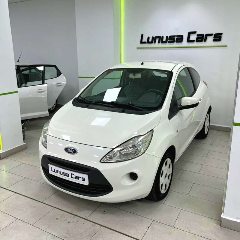 Blanco Usado 2015 Ford Ka Trend+ Utilitario | 7490 € (Precio justo) - Imagen 1/4