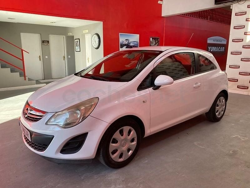Usado Opel Corsa Expression 75 CV (55 kW) 2011 Blanco Utilitario