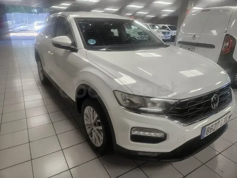 Usado VW T-Roc Edition 110 CV (80 kW) 2022 Blanco SUV
