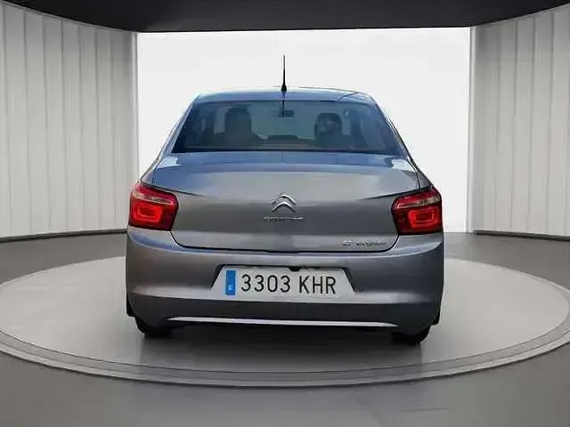 Usado Citroën C-Elysee I PureTech 82 CV (60 kW) 2018 Gris / plata Berlina