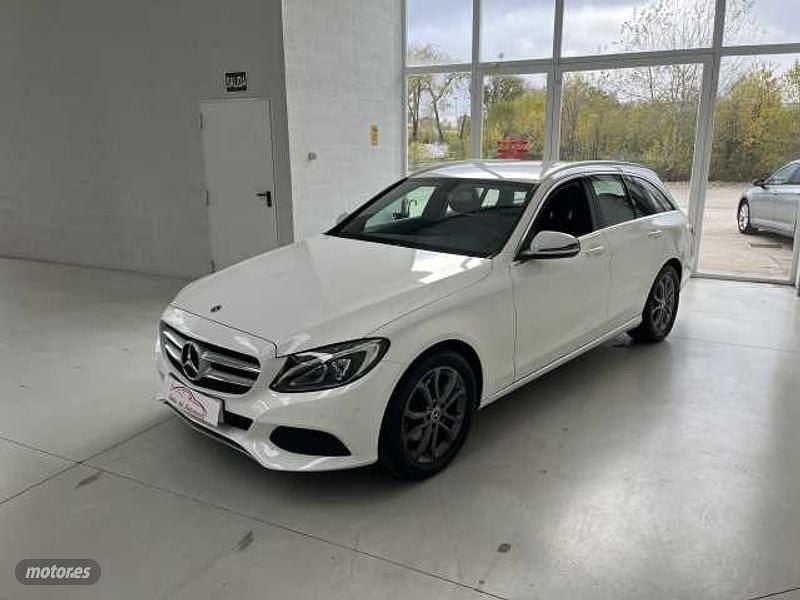Usado Mercedes C220 2018 Blanco Familiar