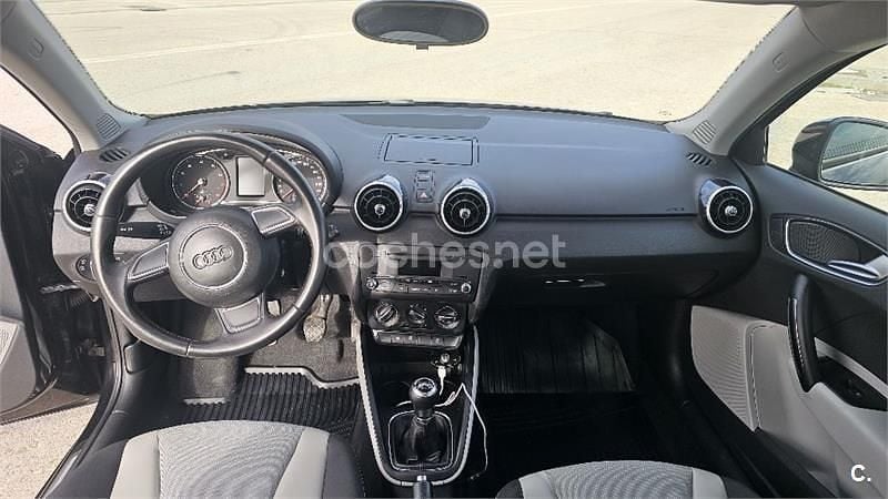 Usado Audi A1 Attraction 140 CV (102 kW) 2014 Negro Utilitario