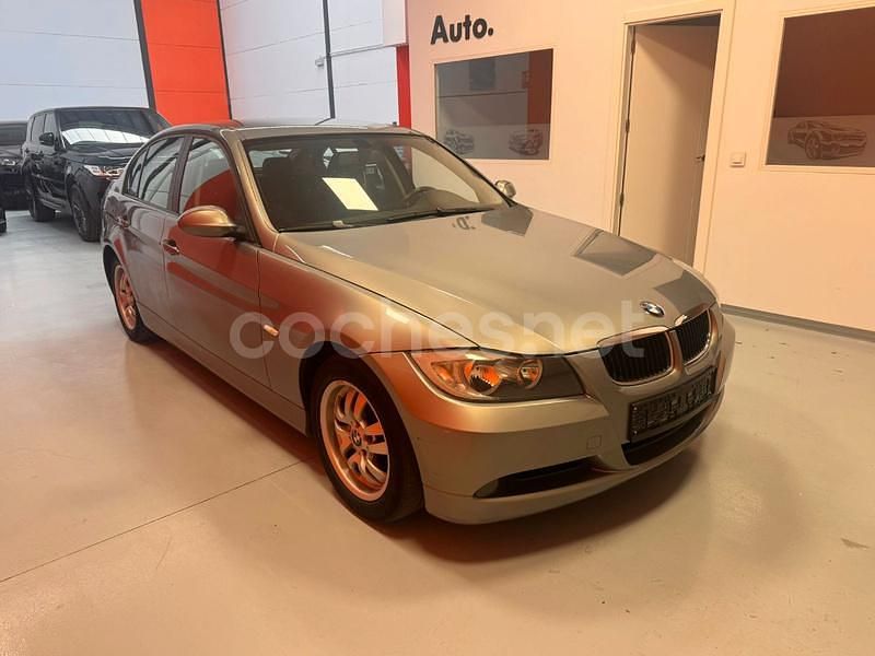 Gris / plata Usado 2006 BMW 318 Berlina | 7950 € (Precio justo) - Imagen 1/4