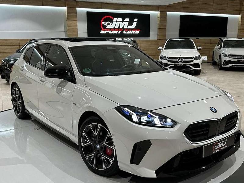 Usado BMW M135 M Sport 300 CV (220 kW) 2025 Blanco Utilitario