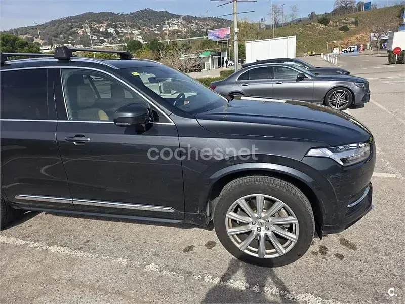 Usado Volvo XC90 Inscription 400 CV (294 kW) 2017 Gris / plata SUV