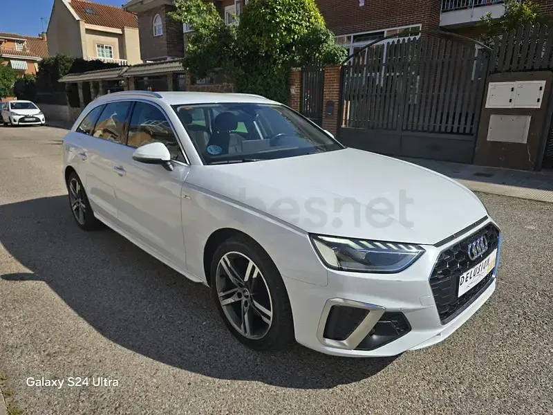 Usado Audi A4 S-Line 163 CV (119 kW) 2022 Blanco Familiar