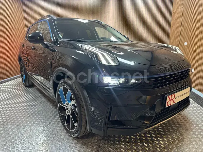Usado Lynk & Co 01 261 CV (191 kW) 2023 Negro SUV