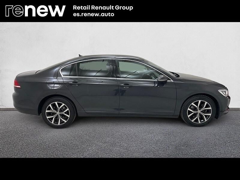 Usado VW Passat Exclusive 150 CV (110 kW) 2019 Gris Berlina