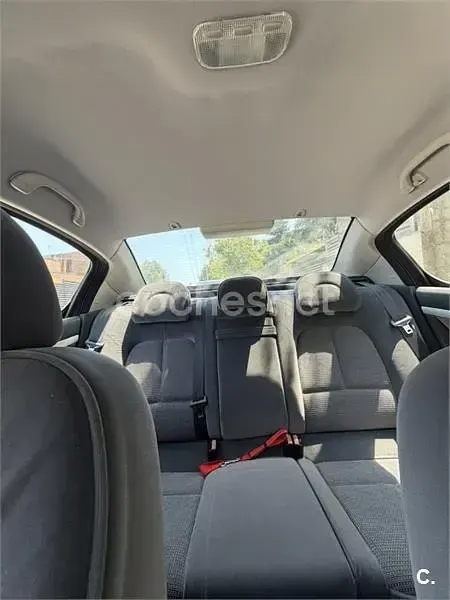 Usado Peugeot 407 137 CV (100 kW) 2005 Gris / plata Berlina