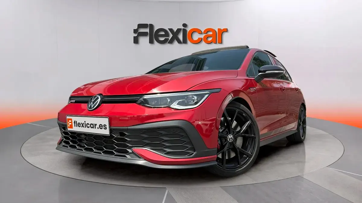 Usado VW Golf VII GTI 301 CV (221 kW) 2021 Blanco Utilitario