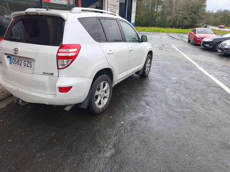 Usado Toyota RAV4 Active 150 CV (110 kW) 2010 Blanco SUV