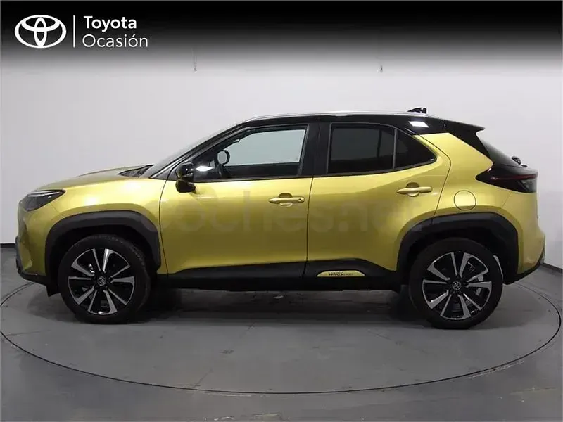 Usado Toyota Yaris Cross Edition 116 CV (85 kW) 2022 Negro SUV