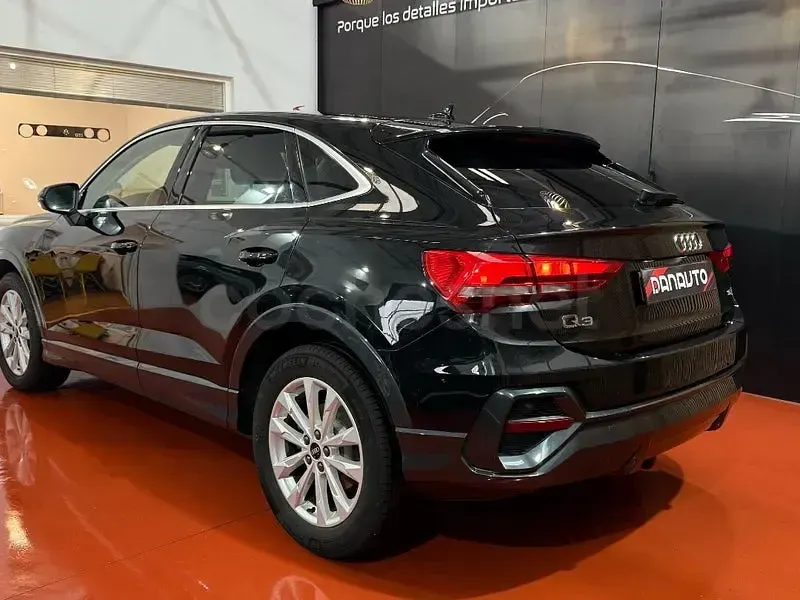 Usado Audi Q3 Sportback 150 CV (110 kW) 2022 Negro SUV