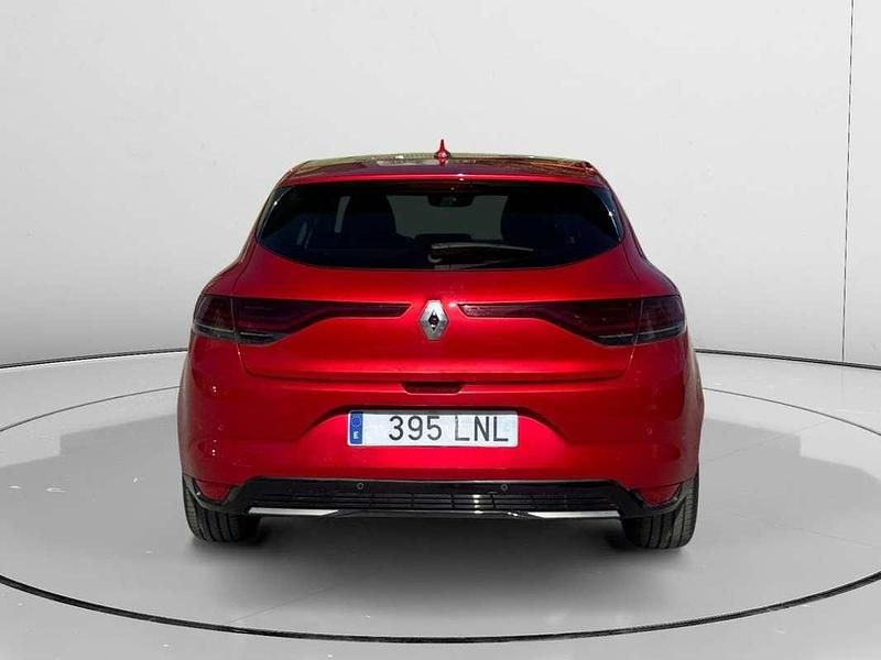 Usado Renault Mégane GrandTour Zen 141 CV (103 kW) 2021 Rojo Familiar