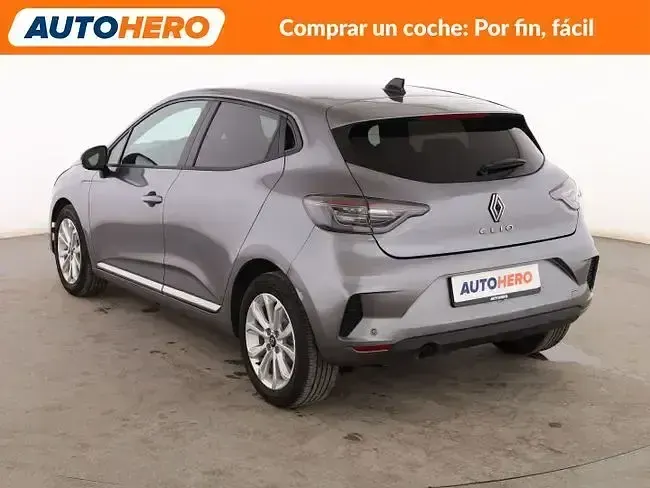 Usado Renault Clio Evolution 91 CV (66 kW) 2024 Gris Utilitario