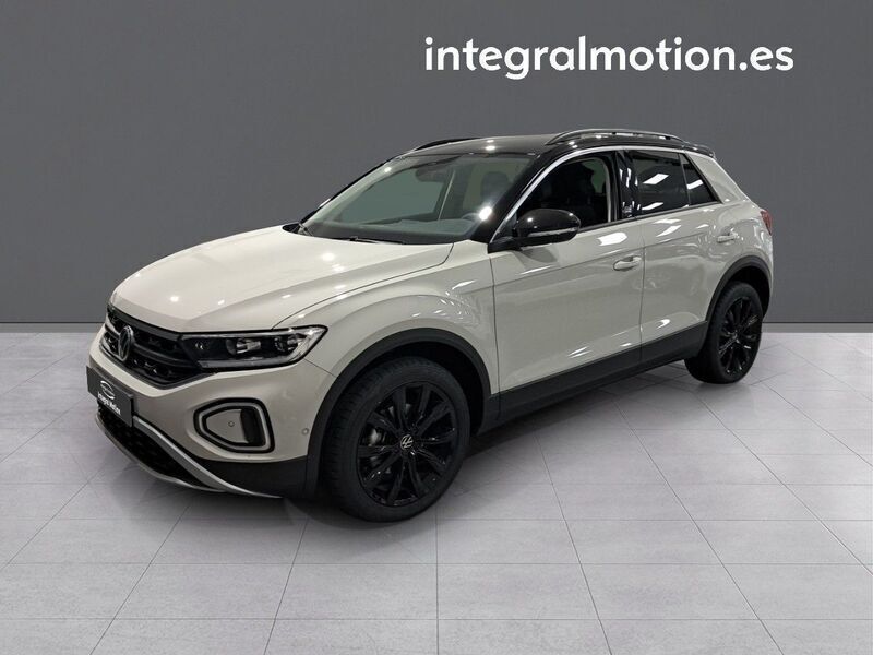 Blanco Usado 2024 VW T-Roc Life SUV | 28.900 € (Un poco caro) - Imagen 1/4