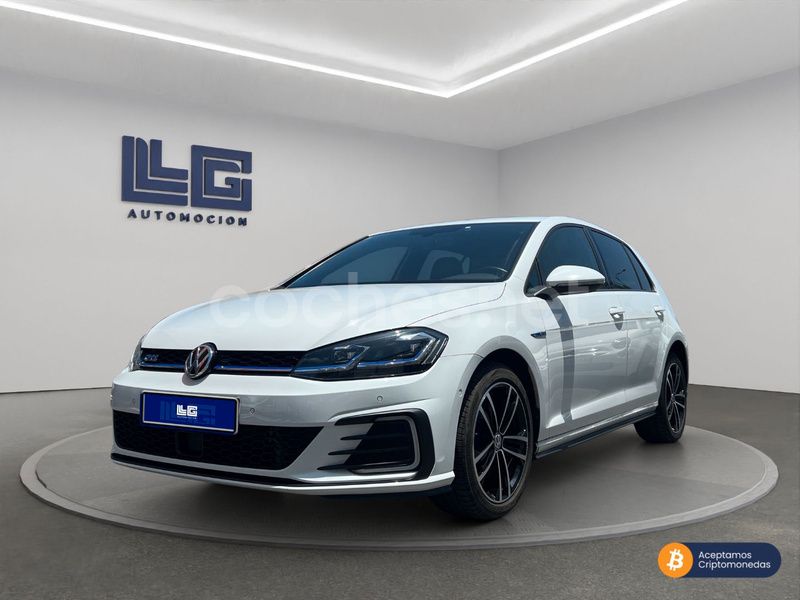 Blanco Usado 2020 VW Golf VII GTE Berlina | 19.990 € (Buen precio) - Imagen 1/4