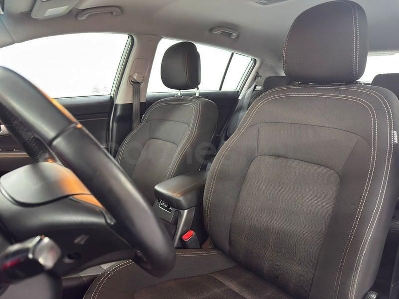 Usado Kia Sportage 135 CV (99 kW) 2012 Blanco SUV