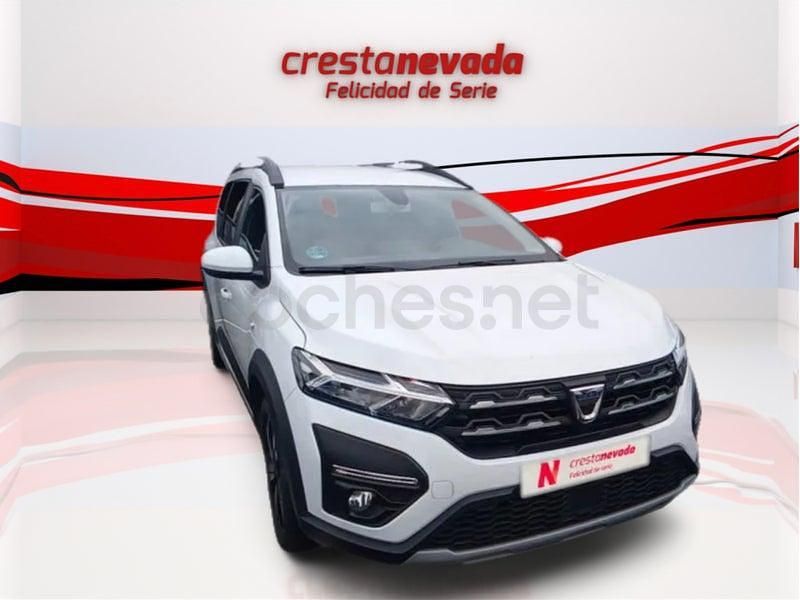 Usado Dacia Jogger Comfort 100 CV (73 kW) 2022 Blanco Monovolumen