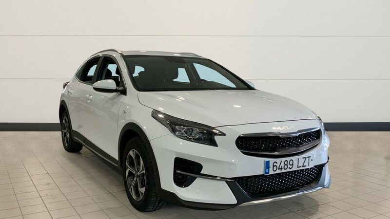 Blanco Usado 2022 Kia XCeed SUV | 19.100 € (Un poco caro) - Imagen 1/4