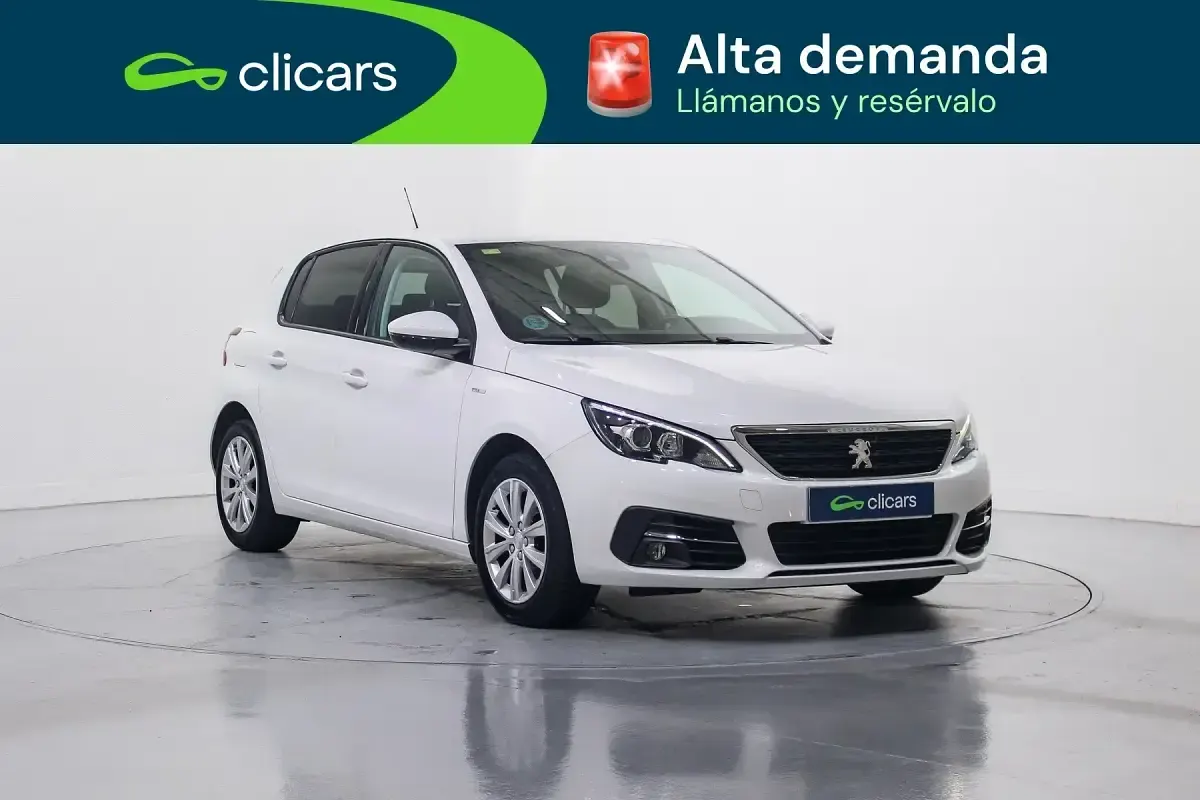 Usado Peugeot 308 Style 110 CV (80 kW) 2020 Blanco Berlina