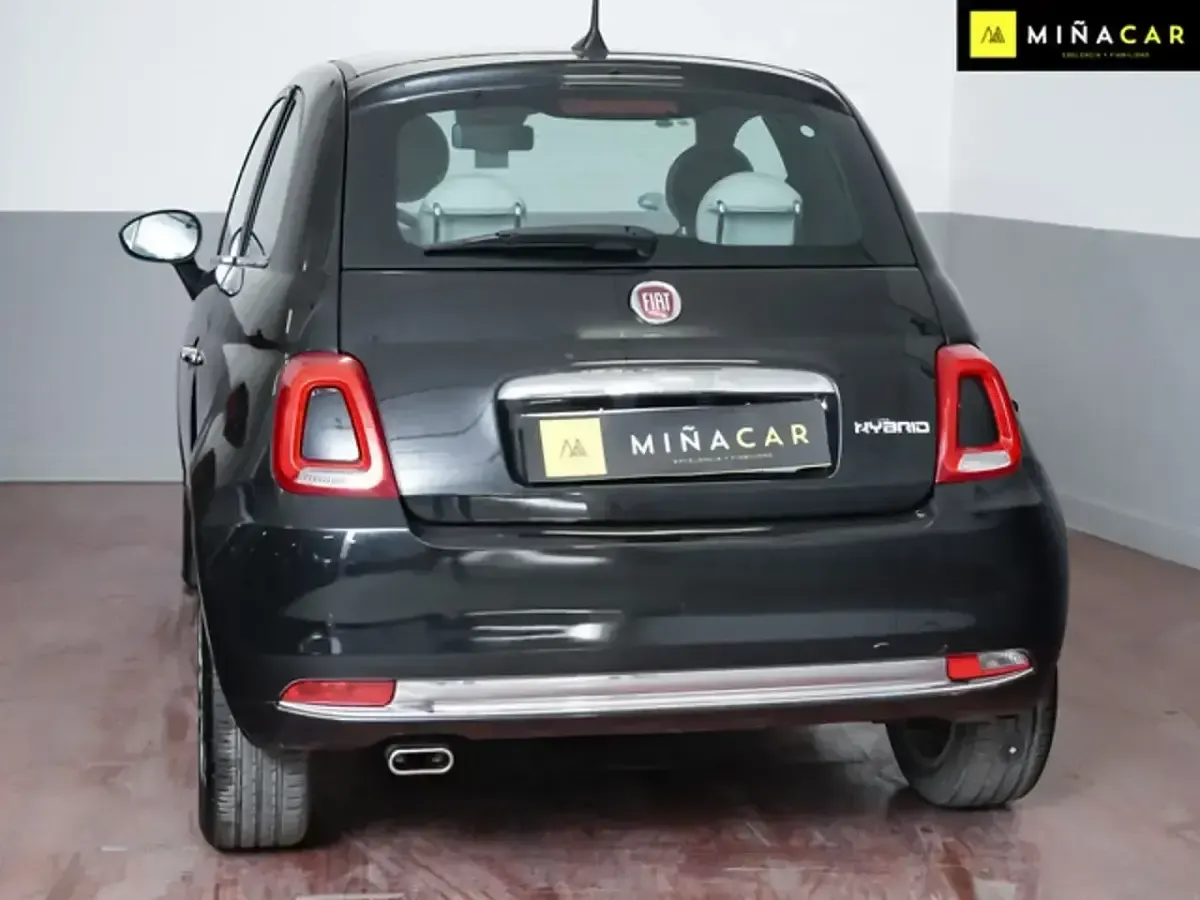 Usado Fiat 500 Dolcevita 70 CV (51 kW) 2022 Negro Utilitario