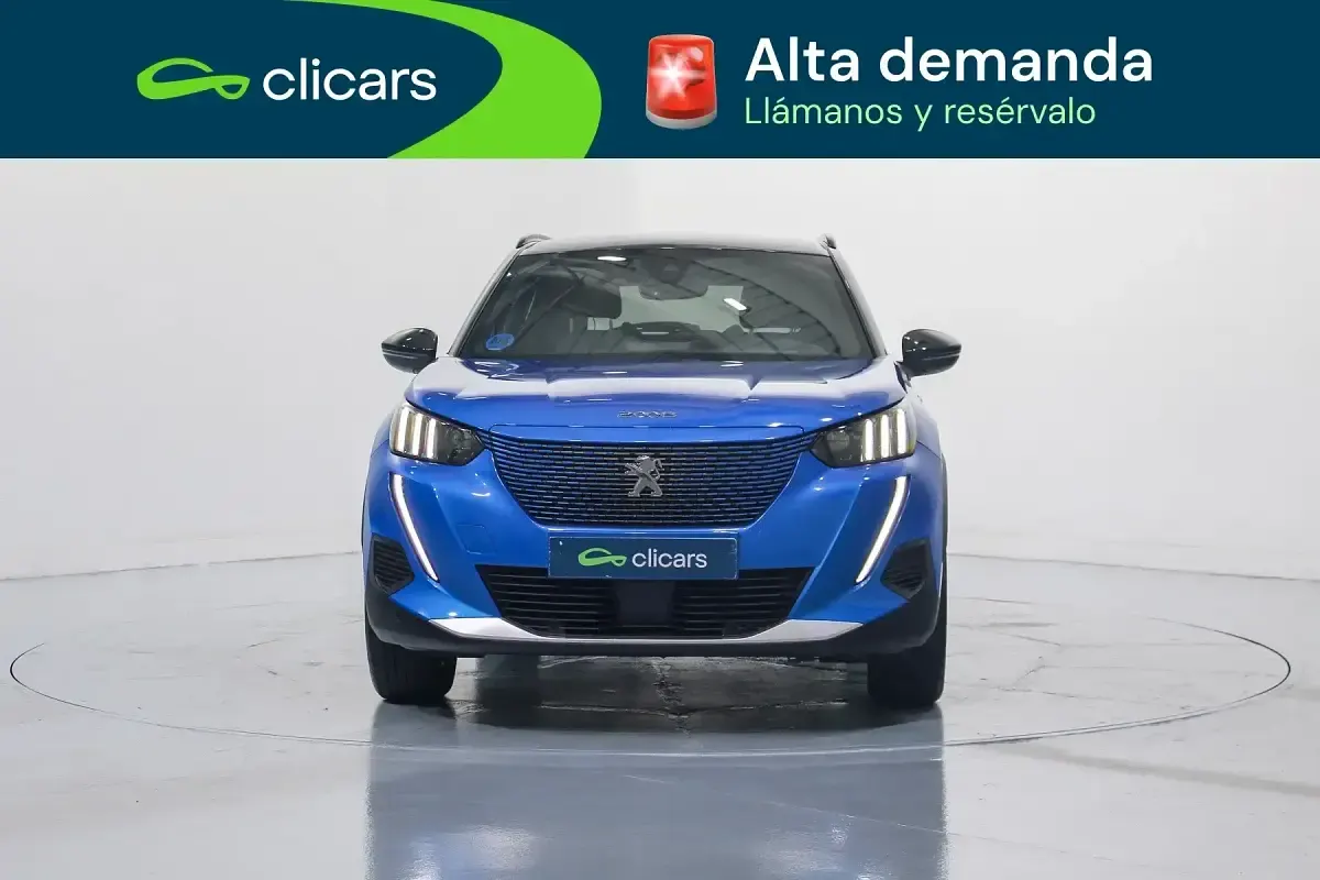 Usado Peugeot e-2008 GT 100 kW (136 CV) 2023 Azul SUV