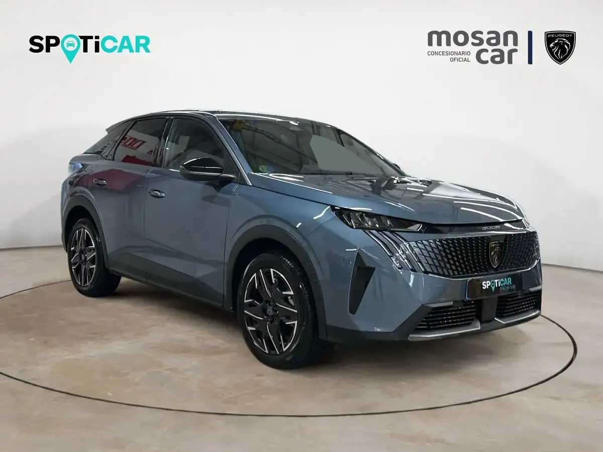Usado Peugeot 3008 Allure 145 CV (106 kW) 2025 Azul SUV