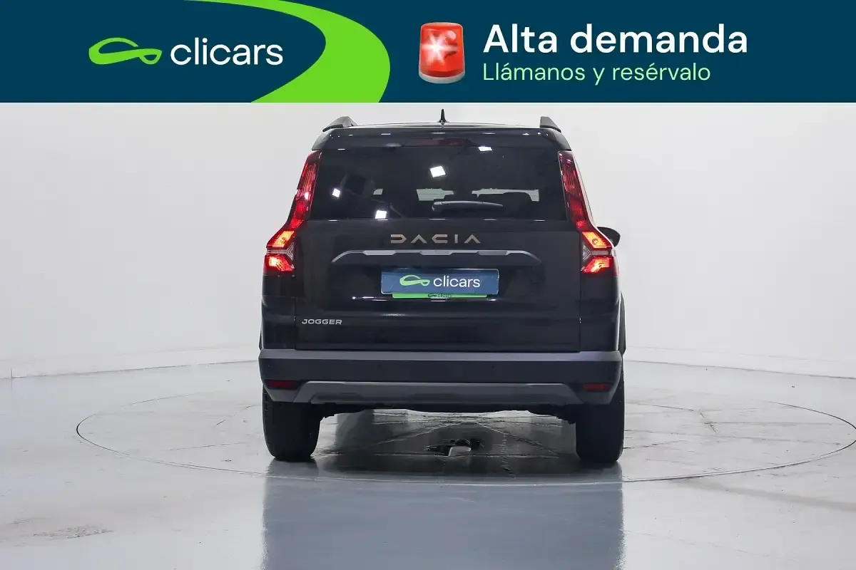 Usado Dacia Jogger Extreme 110 CV (80 kW) 2024 Negro Monovolumen