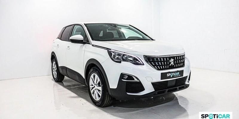 Usado Peugeot 3008 Active 131 CV (96 kW) 2018 Blanco SUV